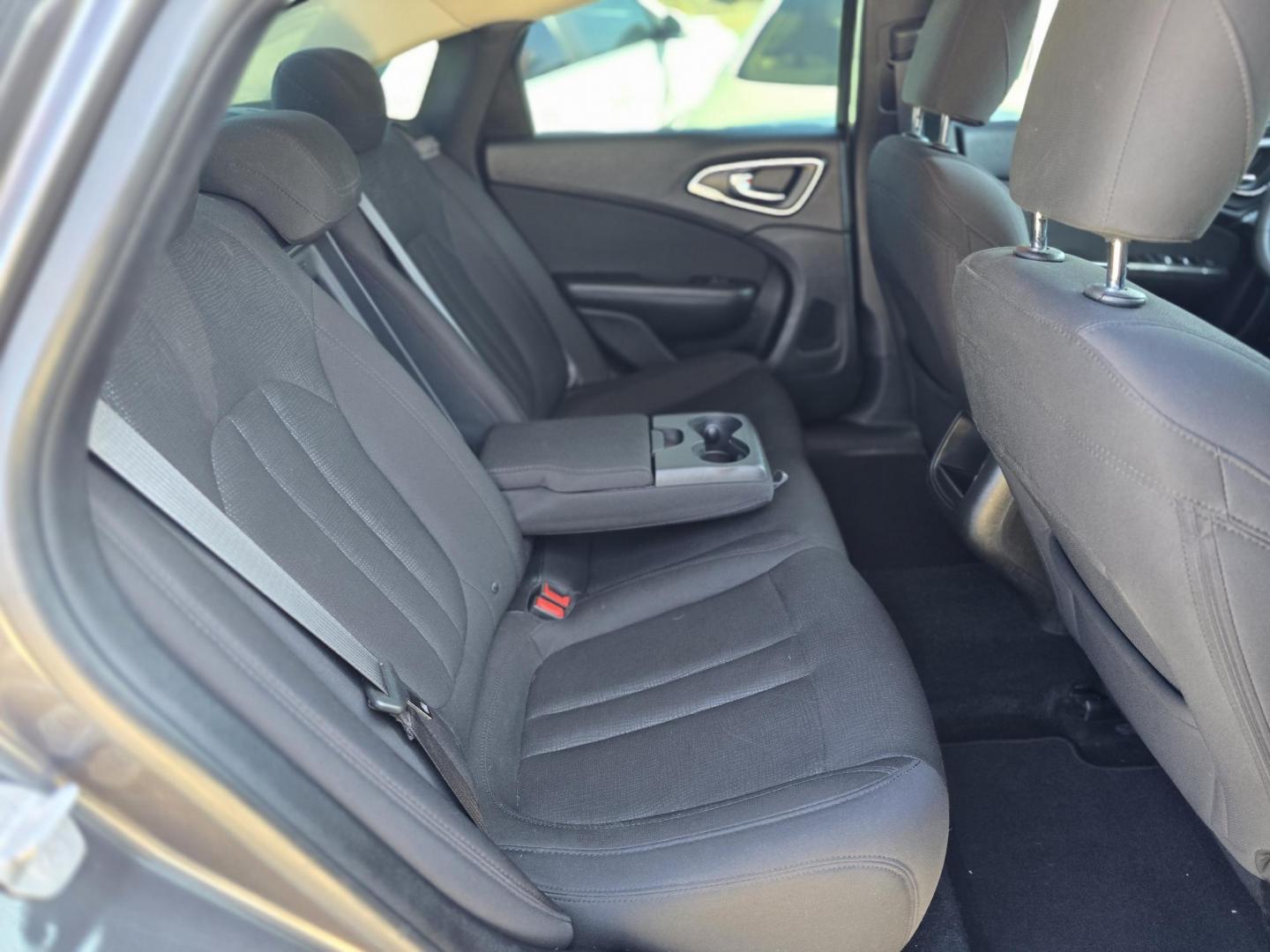 2015 BLACK Chrysler 200 LX (1C3CCCFB2FN) with an 2.4L L4 DOHC 16V engine, 9-Speed Automatic transmission, located at 2660 S.Garland Avenue, Garland, TX, 75041, (469) 298-3118, 32.885551, -96.655602 - Photo#15