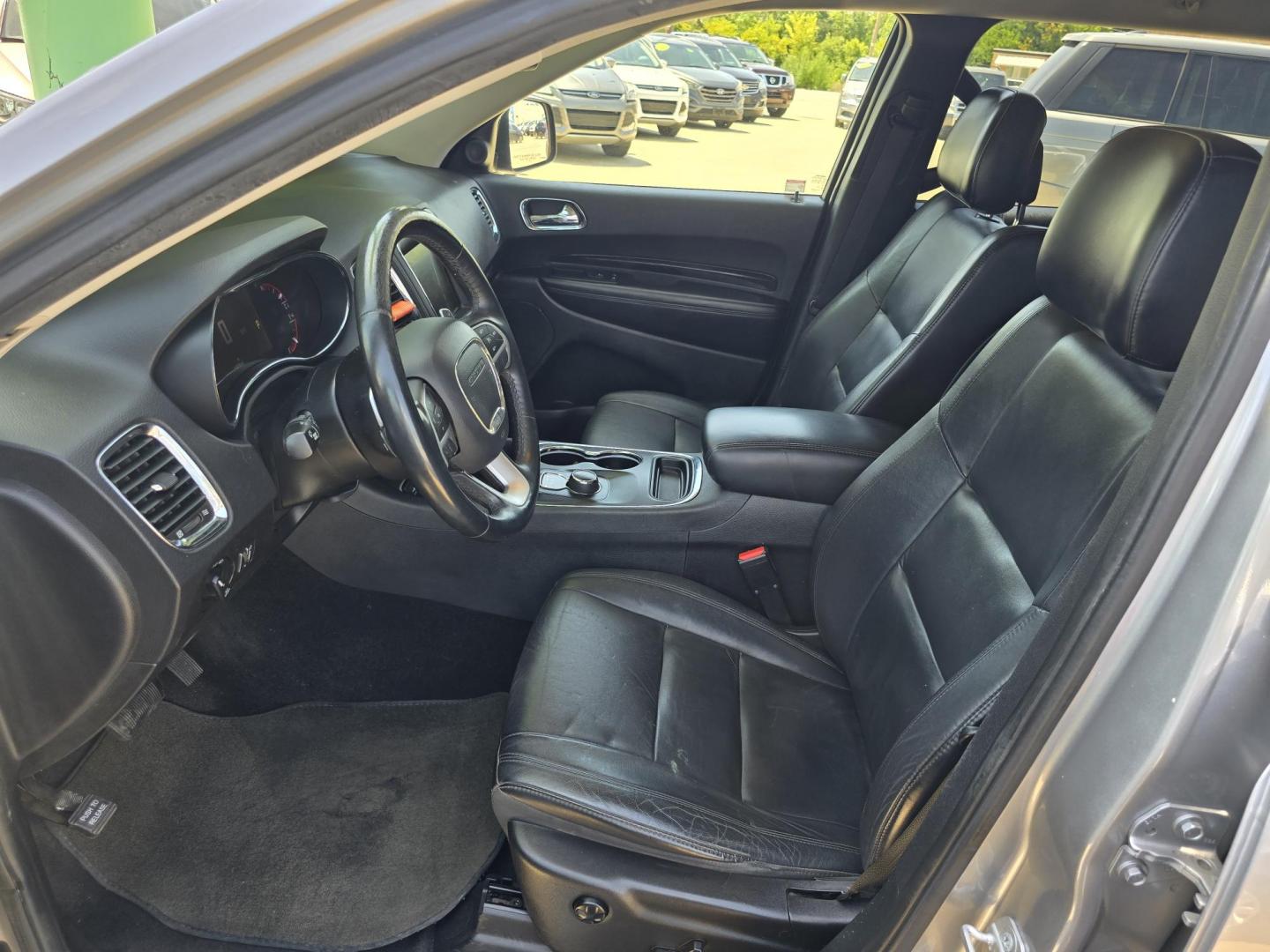 2015 GRAY Dodge Durango Limited (1C4RDHDG6FC) with an 3.6L V6 DOHC 24V engine, 8A transmission, located at 2660 S.Garland Avenue, Garland, TX, 75041, (469) 298-3118, 32.885551, -96.655602 - Photo#11