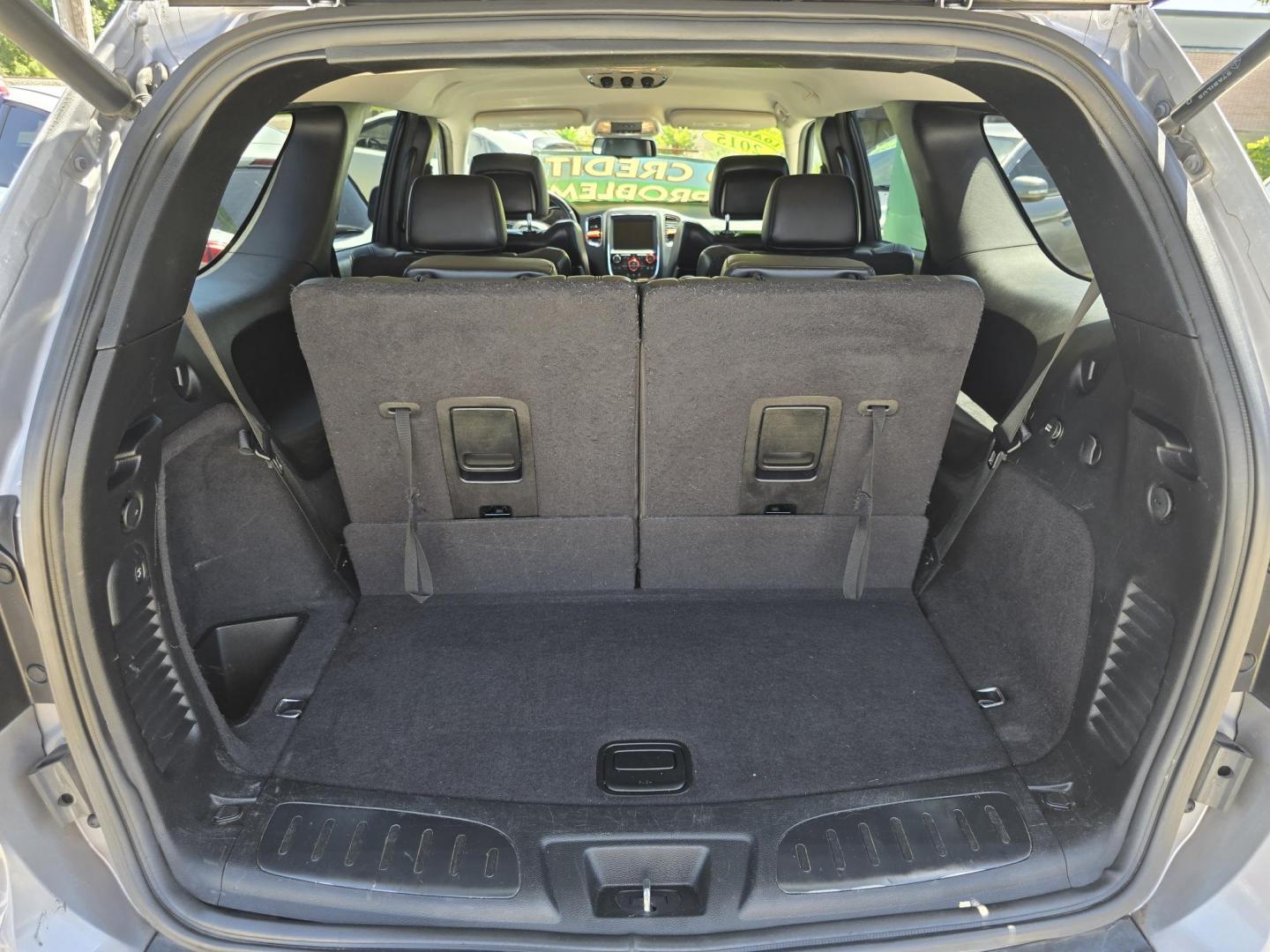 2015 GRAY Dodge Durango Limited (1C4RDHDG6FC) with an 3.6L V6 DOHC 24V engine, 8A transmission, located at 2660 S.Garland Avenue, Garland, TX, 75041, (469) 298-3118, 32.885551, -96.655602 - Photo#18