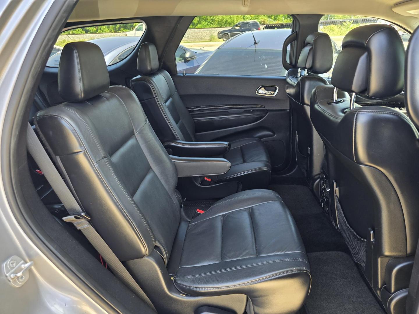 2015 GRAY Dodge Durango Limited (1C4RDHDG6FC) with an 3.6L V6 DOHC 24V engine, 8A transmission, located at 2660 S.Garland Avenue, Garland, TX, 75041, (469) 298-3118, 32.885551, -96.655602 - Photo#20