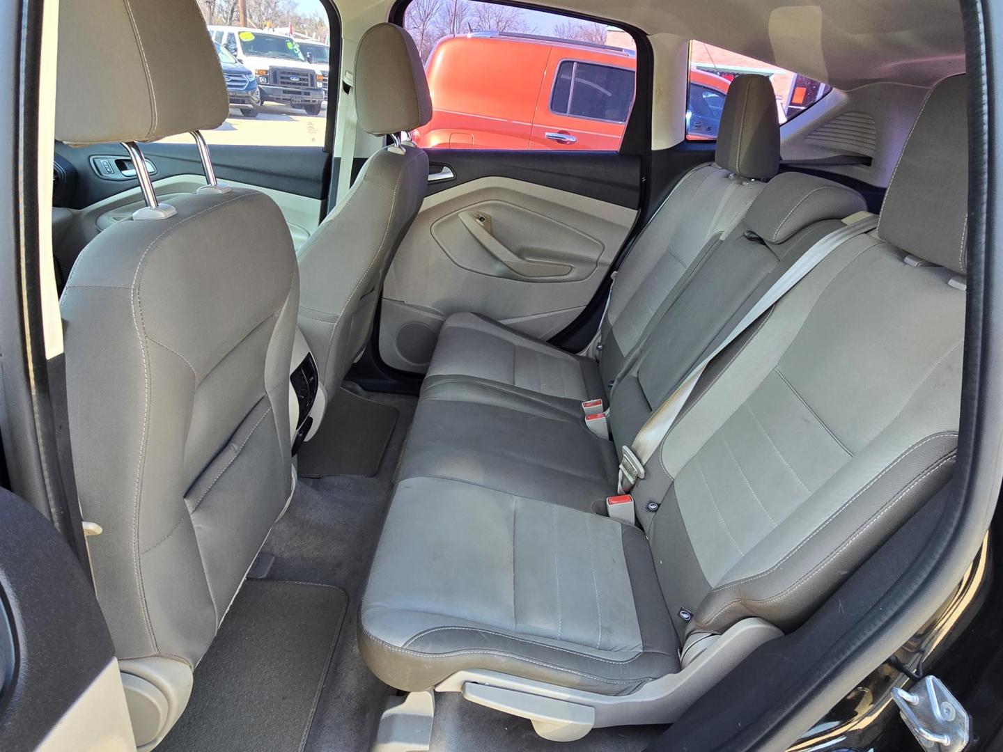 2015 BLACK METALLIC /BLACK Ford C-Max Hybrid SE (1FADP5AU7FL) with an 2.0L L4 DOHC 16V HYBRID engine, Continuously Variable Transmission transmission, located at 2660 S.Garland Avenue, Garland, TX, 75041, (469) 298-3118, 32.885551, -96.655602 - CASH$$$$$ CAR!! This is a Super Clean 2015 FORD C-MAX HYBRID SE! BLUETOOTH! SAT RADIO! SUPER CLEAN! MUST SEE! Come in for a test drive today. We are open from 10am-7pm Monday-Saturday. - Photo#14