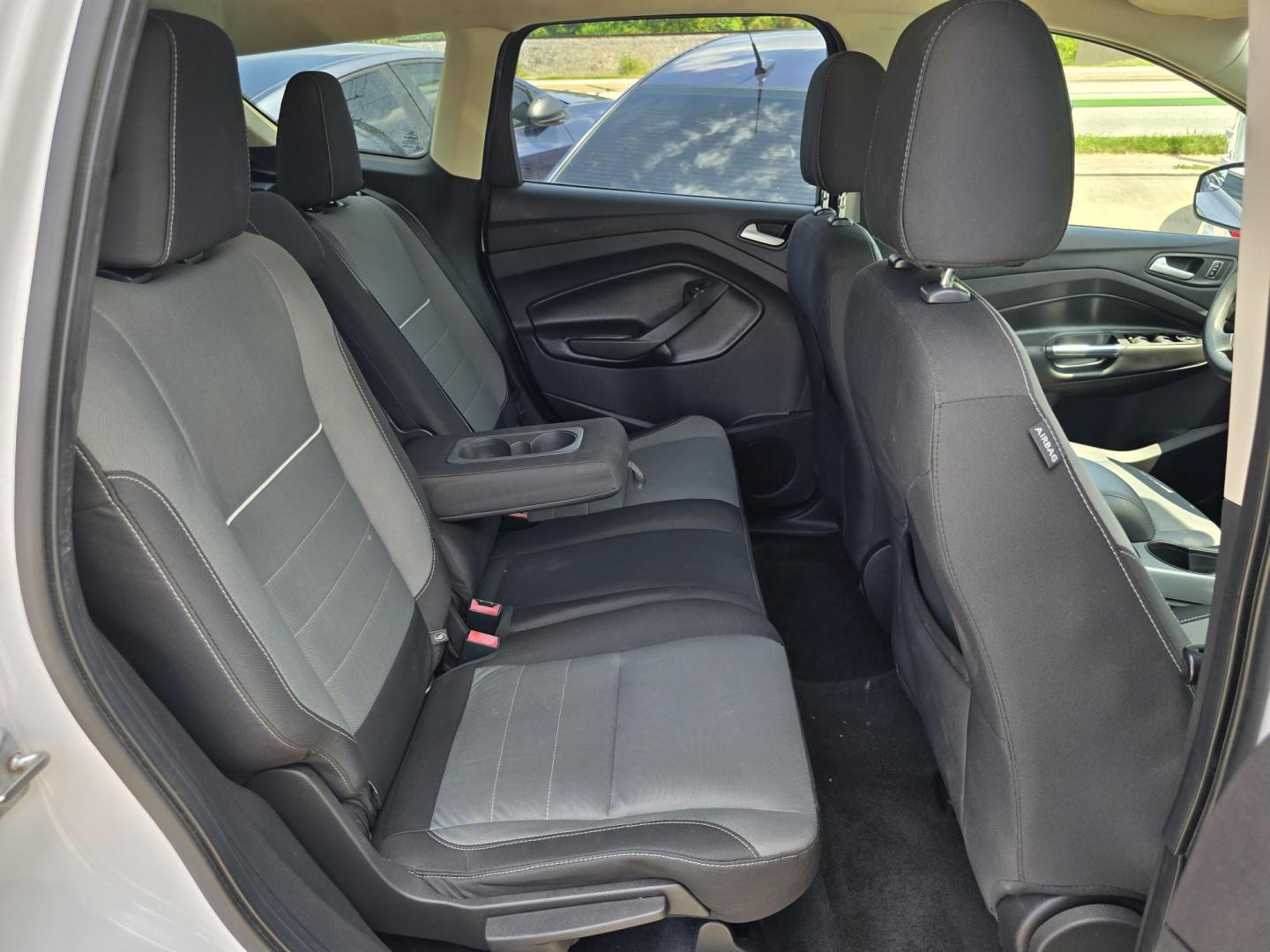 2015 WHITE Ford Escape SE (1FMCU0G93FU) with an 2.0L L4 DOHC 16V engine, 6-Speed Automatic transmission, located at 2660 S.Garland Avenue, Garland, TX, 75041, (469) 298-3118, 32.885551, -96.655602 - Photo#16
