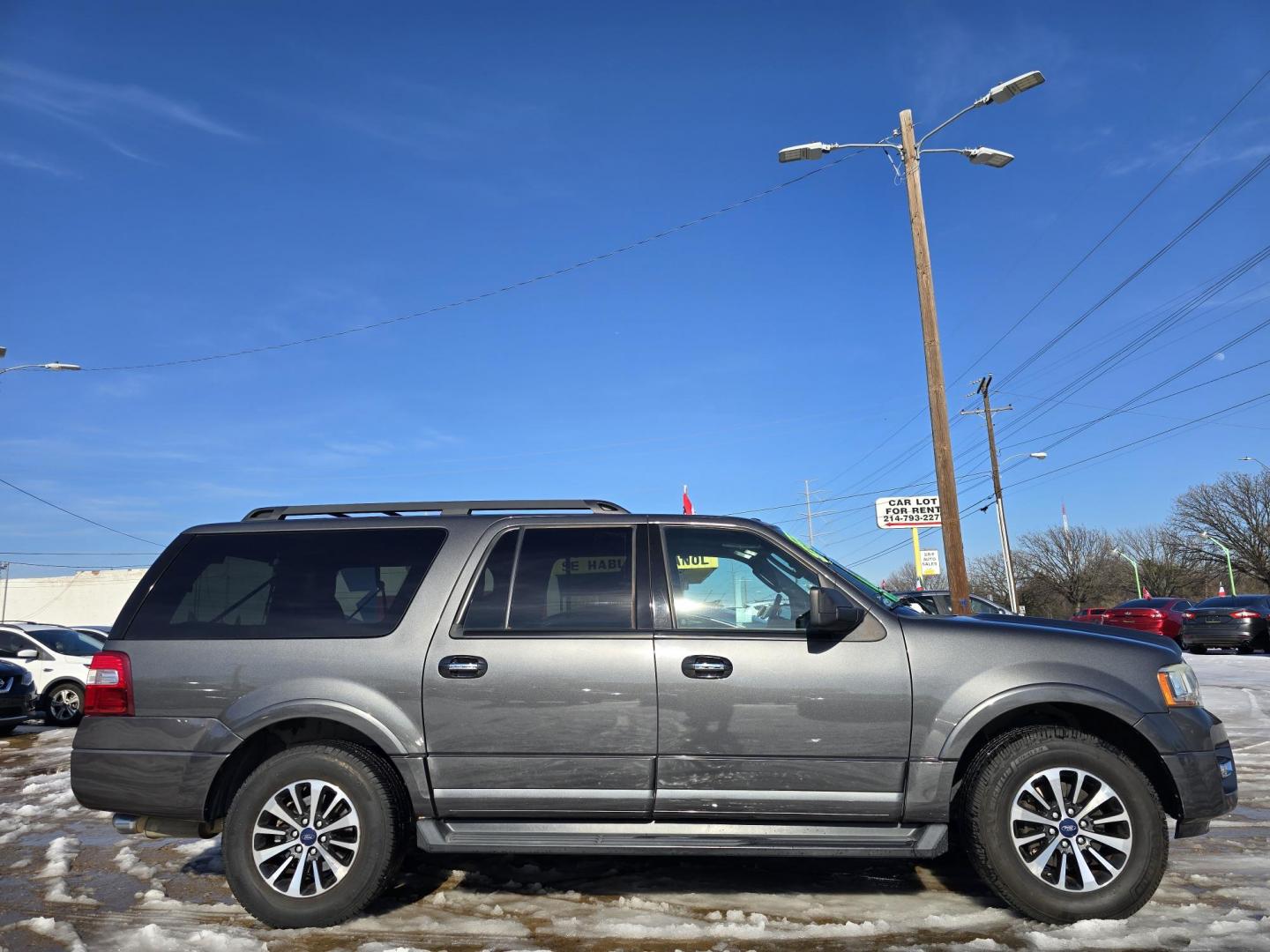 2015 GRAY Ford Expedition EL XLT (1FMJK1HT3FE) with an 3.5L V6 DOHC 24V FFV engine, 6-Speed Automatic transmission, located at 2660 S.Garland Avenue, Garland, TX, 75041, (469) 298-3118, 32.885551, -96.655602 - Photo#2