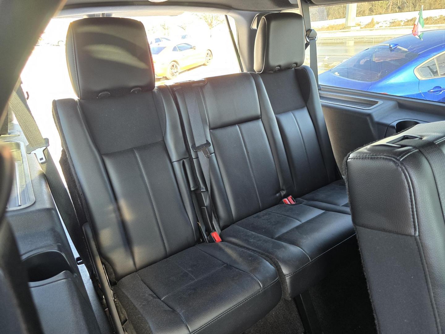 2015 GRAY Ford Expedition EL XLT (1FMJK1HT3FE) with an 3.5L V6 DOHC 24V FFV engine, 6-Speed Automatic transmission, located at 2660 S.Garland Avenue, Garland, TX, 75041, (469) 298-3118, 32.885551, -96.655602 - Photo#20