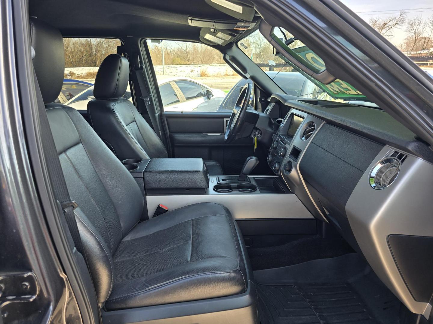 2015 GRAY Ford Expedition EL XLT (1FMJK1HT3FE) with an 3.5L V6 DOHC 24V FFV engine, 6-Speed Automatic transmission, located at 2660 S.Garland Avenue, Garland, TX, 75041, (469) 298-3118, 32.885551, -96.655602 - Photo#22
