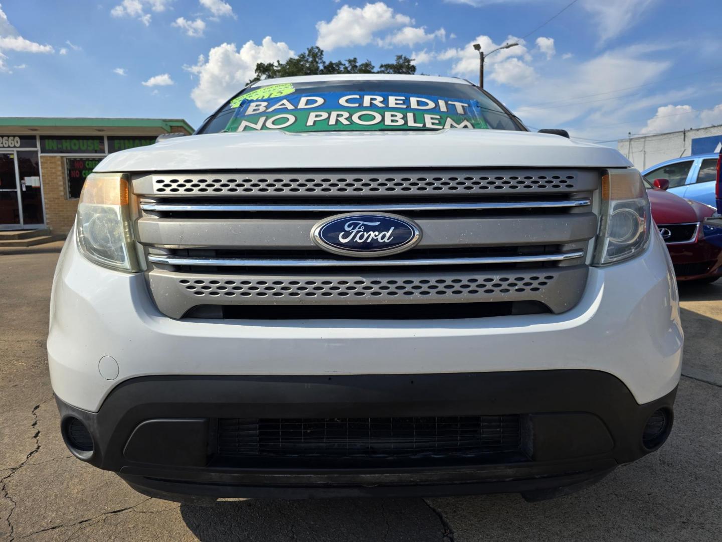 2015 WHITE Ford Explorer (1FM5K7B8XFG) with an 3.5L V6 DOHC 24V engine, 6-Speed Automatic transmission, located at 2660 S.Garland Avenue, Garland, TX, 75041, (469) 298-3118, 32.885551, -96.655602 - Welcome to DallasAutos4Less, one of the Premier BUY HERE PAY HERE Dealers in the North Dallas Area. We specialize in financing to people with NO CREDIT or BAD CREDIT. We need proof of income, proof of residence, and a ID. Come buy your new car from us today!! This is a Super Clean 2016 FORD EXPLO - Photo#9