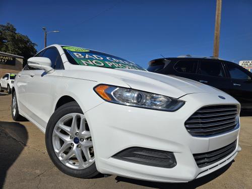 2015 Ford Fusion SE Sedan