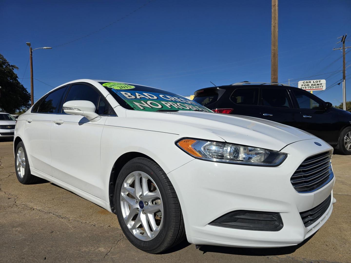 2015 WHITE Ford Fusion SE (3FA6P0H76FR) with an 2.5L L4 DOHC 16V engine, AUTO transmission, located at 2660 S.Garland Avenue, Garland, TX, 75041, (469) 298-3118, 32.885551, -96.655602 - Photo#1