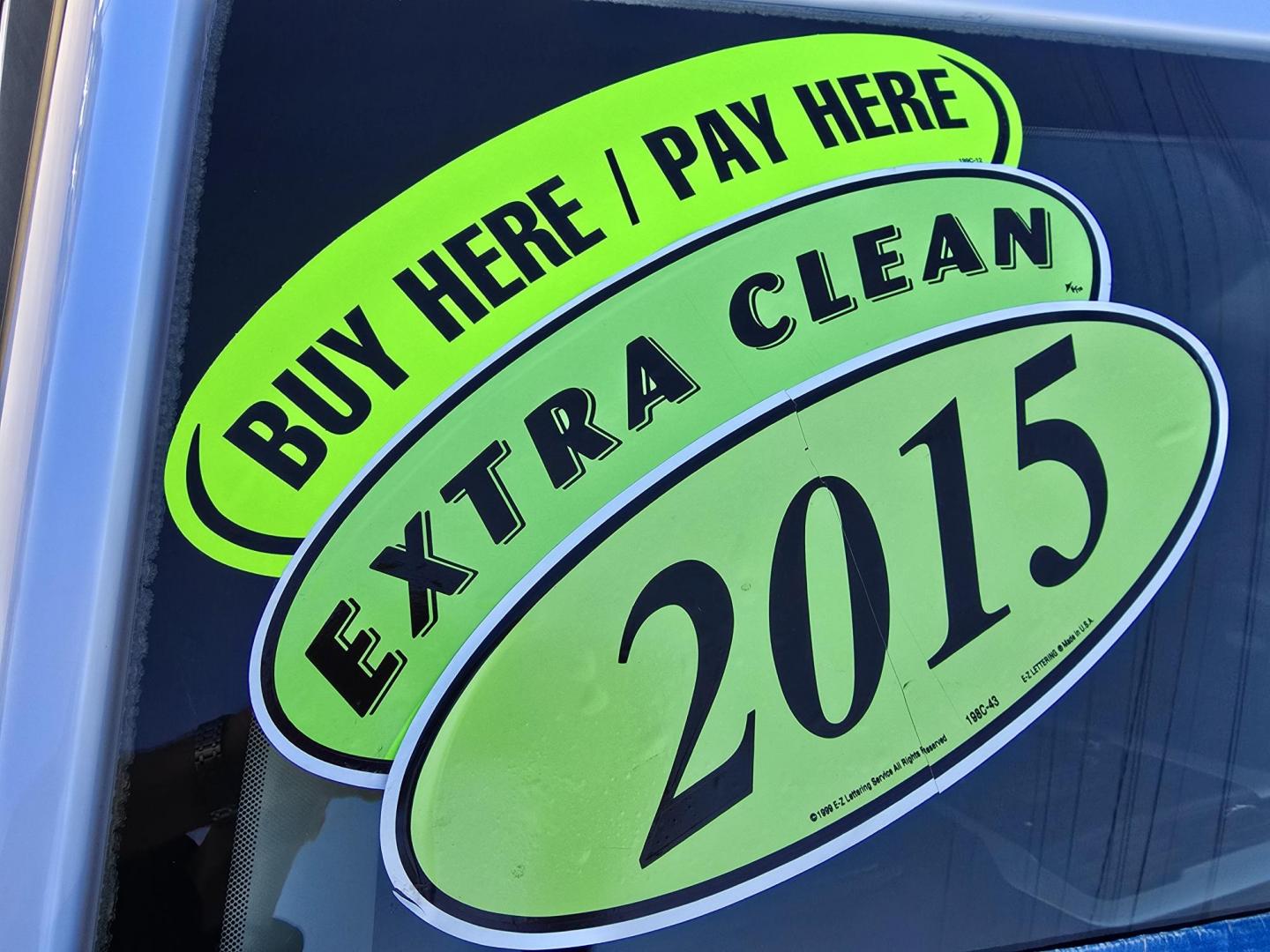 2015 WHITE Ford Fusion SE (3FA6P0H76FR) with an 2.5L L4 DOHC 16V engine, AUTO transmission, located at 2660 S.Garland Avenue, Garland, TX, 75041, (469) 298-3118, 32.885551, -96.655602 - Photo#18