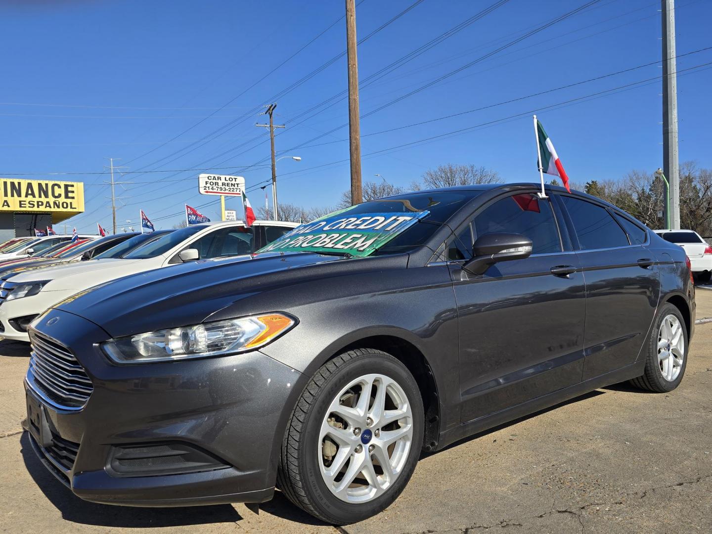 2015 GRAY Ford Fusion SE (3FA6P0H71FR) with an 2.5L L4 DOHC 16V engine, AUTO transmission, located at 2660 S.Garland Avenue, Garland, TX, 75041, (469) 298-3118, 32.885551, -96.655602 - Photo#7