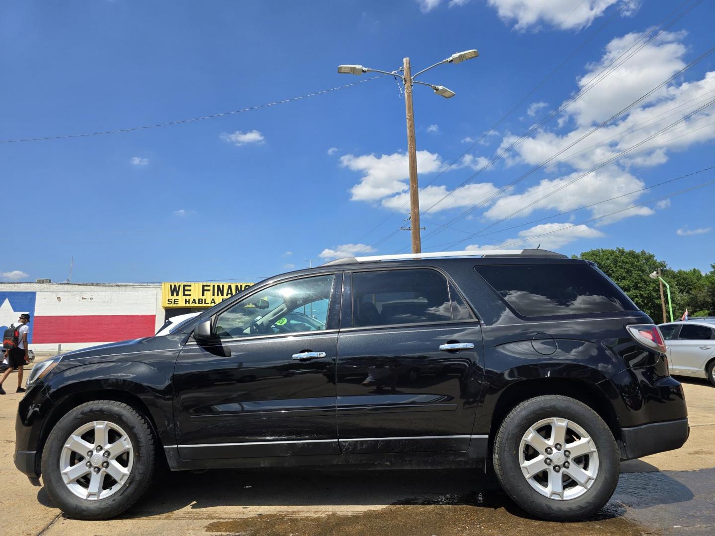 2015 BLACK GMC Acadia SLE-2 (1GKKVPKD1FJ) with an 3.6L V6 DOHC 24V engine, 6-Speed Automatic transmission, located at 2660 S.Garland Avenue, Garland, TX, 75041, (469) 298-3118, 32.885551, -96.655602 - Photo#5