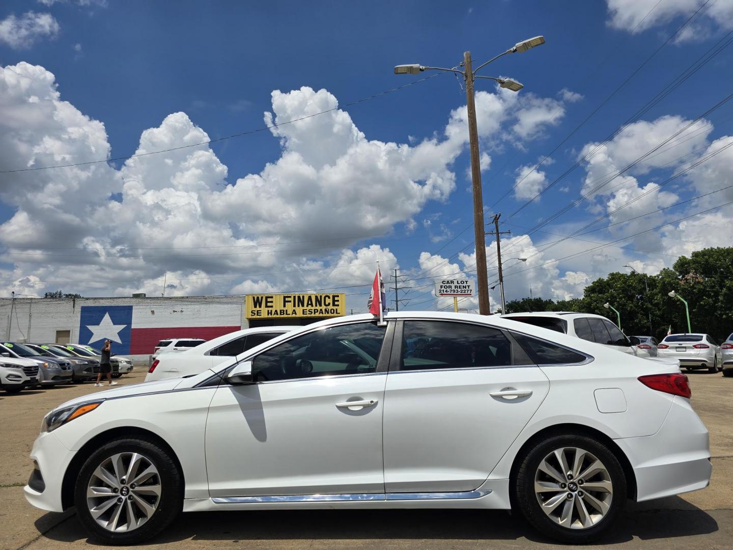 2015 DIAMOND WHITE /GRAY Hyundai Sonata Sport (5NPE34AF1FH) with an 2.4L L4 DOHC 16V engine, 6-Speed Automatic transmission, located at 2660 S.Garland Avenue, Garland, TX, 75041, (469) 298-3118, 32.885551, -96.655602 - Photo#6