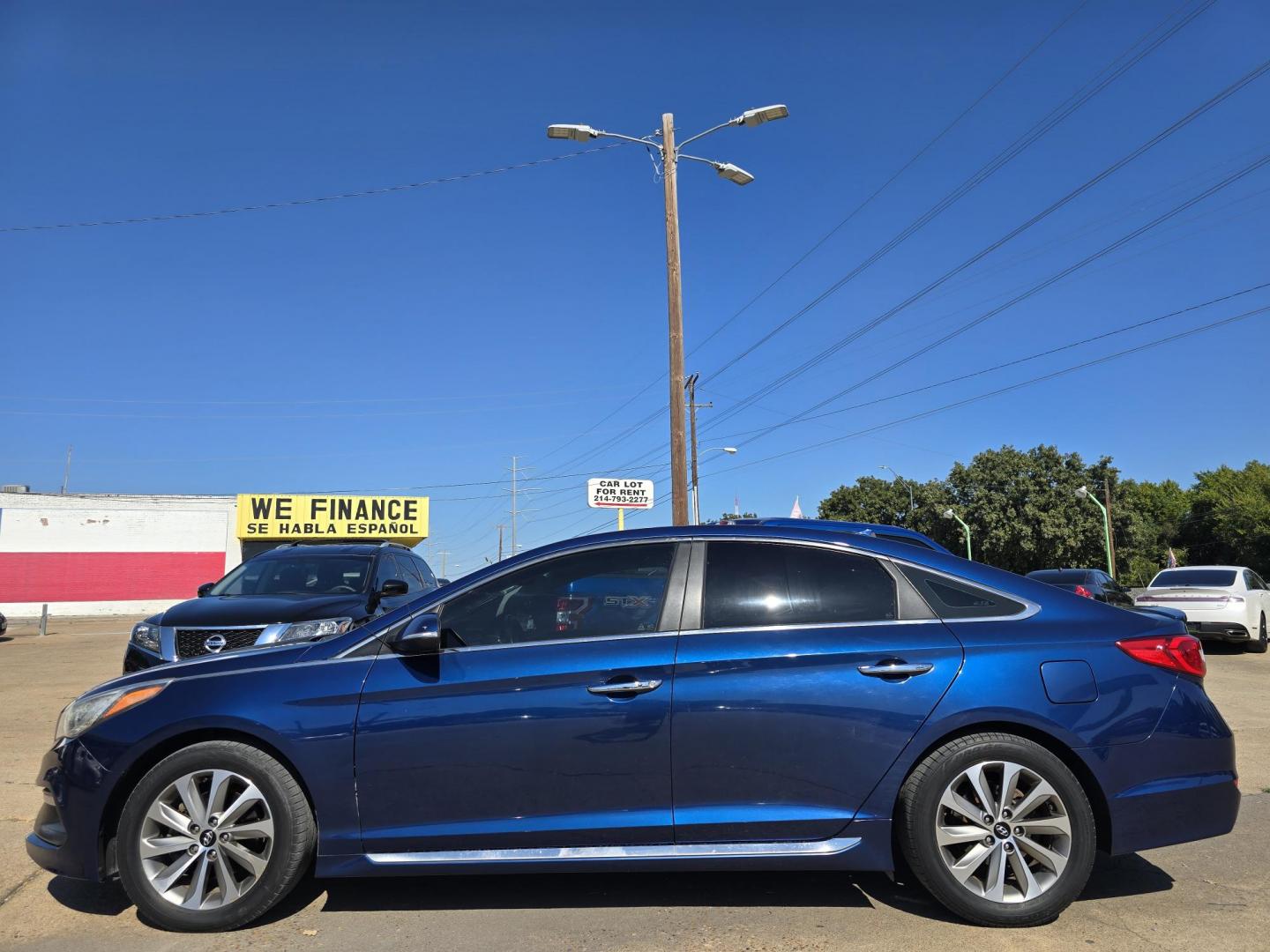 2015 BLUE Hyundai Sonata Sport (5NPE34AFXFH) with an 2.4L L4 DOHC 16V engine, 6-Speed Automatic transmission, located at 2660 S.Garland Avenue, Garland, TX, 75041, (469) 298-3118, 32.885551, -96.655602 - Photo#6