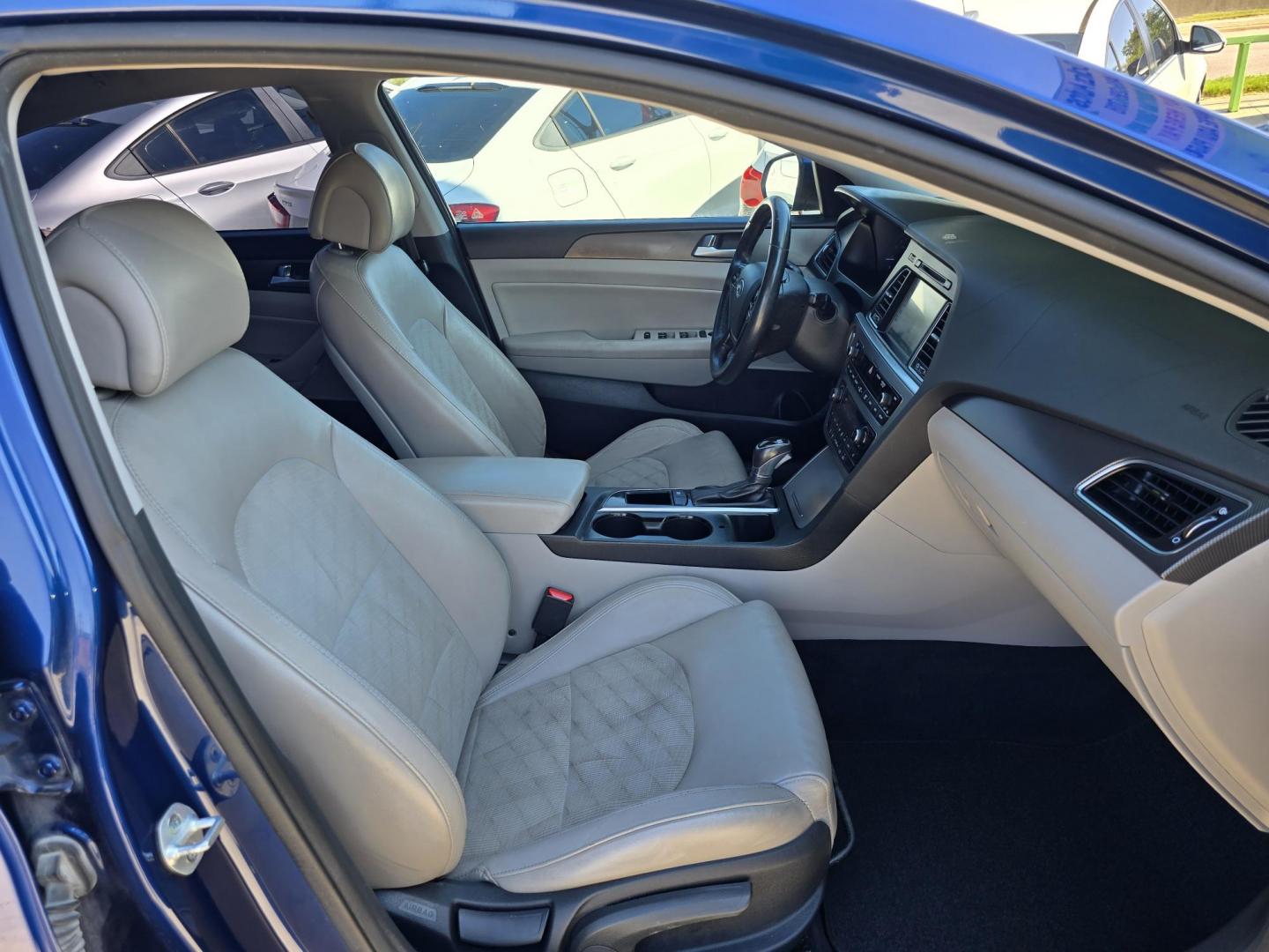 2015 BLUE Hyundai Sonata Sport (5NPE34AFXFH) with an 2.4L L4 DOHC 16V engine, 6-Speed Automatic transmission, located at 2660 S.Garland Avenue, Garland, TX, 75041, (469) 298-3118, 32.885551, -96.655602 - Photo#20