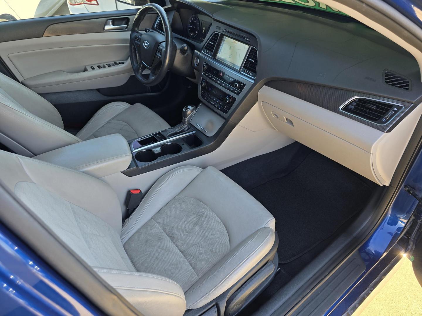 2015 BLUE Hyundai Sonata Sport (5NPE34AFXFH) with an 2.4L L4 DOHC 16V engine, 6-Speed Automatic transmission, located at 2660 S.Garland Avenue, Garland, TX, 75041, (469) 298-3118, 32.885551, -96.655602 - Photo#21