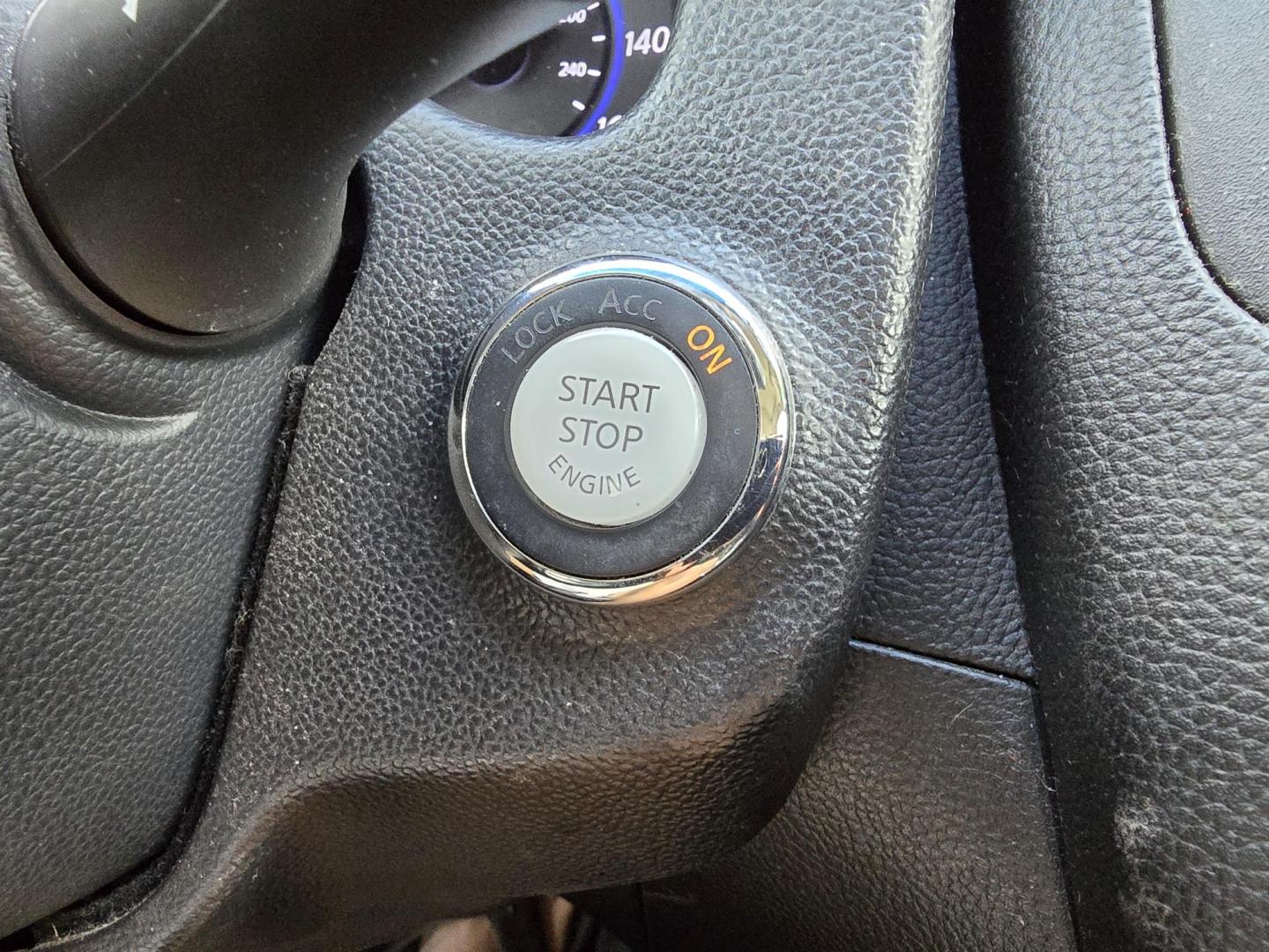 2015 Infiniti Q40 (JN1CV6AR0FM) with an 3.7L V6 DOHC 24V engine, 7-Speed Automatic transmission, located at 2660 S.Garland Avenue, Garland, TX, 75041, (469) 298-3118, 32.885551, -96.655602 - Welcome to DallasAutos4Less, one of the Premier BUY HERE PAY HERE Dealers in the North Dallas Area. We specialize in financing to people with NO CREDIT or BAD CREDIT. We need proof of income, proof of residence, and a ID. Come buy your new car from us today!! This is a 2015 INFINITI Q40 AWD SEDAN - Photo#14