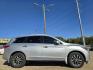2015 SILVER Infiniti QX60 (5N1AL0MM6FC) with an 3.5L V6 DOHC 24V engine, Continuously Variable Transmission transmission, located at 2660 S.Garland Avenue, Garland, TX, 75041, (469) 298-3118, 32.885551, -96.655602 - Photo#2