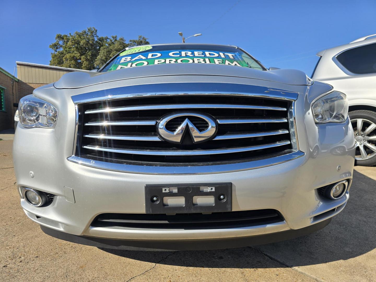 2015 SILVER Infiniti QX60 (5N1AL0MM6FC) with an 3.5L V6 DOHC 24V engine, Continuously Variable Transmission transmission, located at 2660 S.Garland Avenue, Garland, TX, 75041, (469) 298-3118, 32.885551, -96.655602 - Photo#8