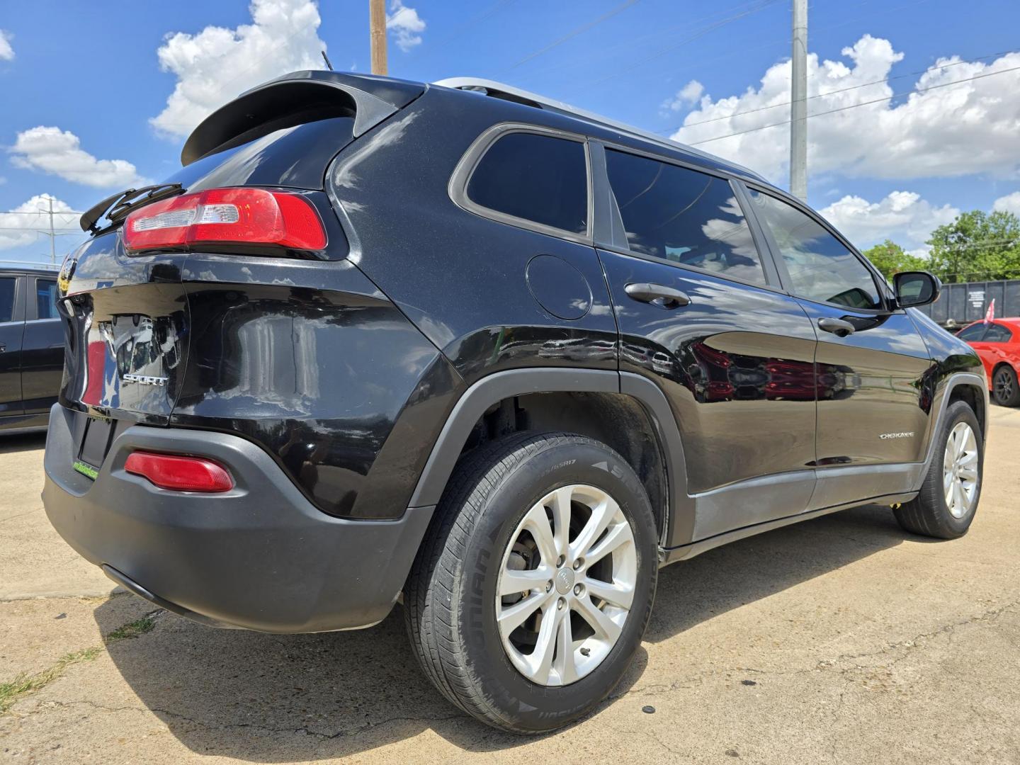 2015 BLUE Jeep Cherokee Sport (1C4PJLABXFW) with an 2.4L L4 DOHC 16V engine, 9-Speed Automatic transmission, located at 2660 S.Garland Avenue, Garland, TX, 75041, (469) 298-3118, 32.885551, -96.655602 - Photo#3