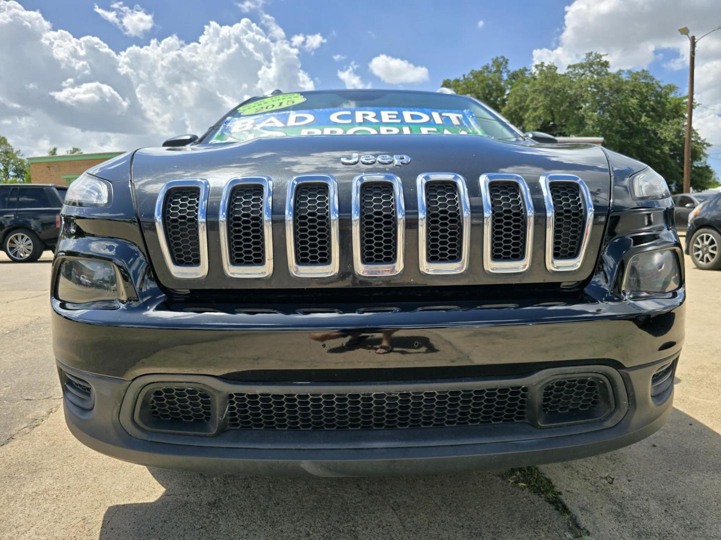 2015 BLUE Jeep Cherokee Sport (1C4PJLABXFW) with an 2.4L L4 DOHC 16V engine, 9-Speed Automatic transmission, located at 2660 S.Garland Avenue, Garland, TX, 75041, (469) 298-3118, 32.885551, -96.655602 - Photo#9
