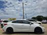 2015 DIAMOND WHITE Kia Forte EX (KNAFX4A86F5) with an 2.0L L4 DOHC 16V engine, 6-Speed Automatic transmission, located at 2660 S.Garland Avenue, Garland, TX, 75041, (469) 298-3118, 32.885551, -96.655602 - Photo#2