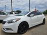 2015 DIAMOND WHITE Kia Forte EX (KNAFX4A86F5) with an 2.0L L4 DOHC 16V engine, 6-Speed Automatic transmission, located at 2660 S.Garland Avenue, Garland, TX, 75041, (469) 298-3118, 32.885551, -96.655602 - Photo#7