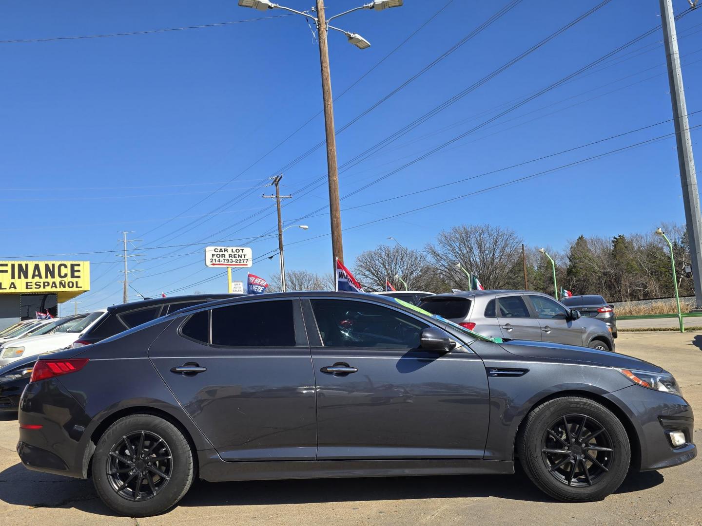 2015 DARK GRAY Kia Optima EX (KNAGM4A72F5) with an 2.4L L4 DOHC 16V engine, 6-Speed Automatic transmission, located at 2660 S.Garland Avenue, Garland, TX, 75041, (469) 298-3118, 32.885551, -96.655602 - Welcome to DallasAutos4Less, one of the Premier BUY HERE PAY HERE Dealers in the North Dallas Area. We specialize in financing to people with NO CREDIT or BAD CREDIT. We need proof of income, proof of residence, and a ID. Come buy your new car from us today!! This is a Very clean 2015 KIA OPTIMA - Photo#2