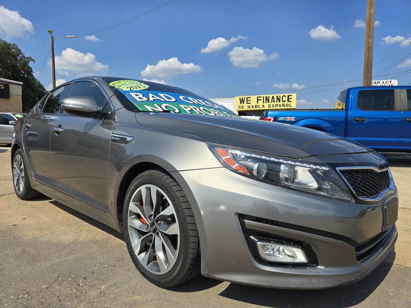 2015 GRAY Kia Optima SX Turbo (5XXGR4A65FG) with an 2.0L L4 DOHC 16V TURBO engine, 6-Speed Automatic transmission, located at 2660 S.Garland Avenue, Garland, TX, 75041, (469) 298-3118, 32.885551, -96.655602 - Photo#1