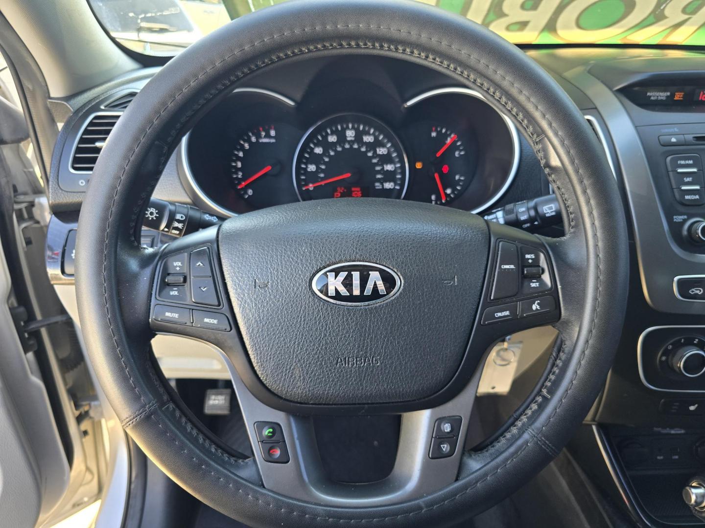 2015 SILVER Kia Sorento LX (5XYKT4A67FG) with an 2.4L L4 DOHC 16V engine, 6-Speed Automatic transmission, located at 2660 S.Garland Avenue, Garland, TX, 75041, (469) 298-3118, 32.885551, -96.655602 - BRAND NEW ENGINE FROM KIA! 3YR KIA WARRANTY! - Photo#12