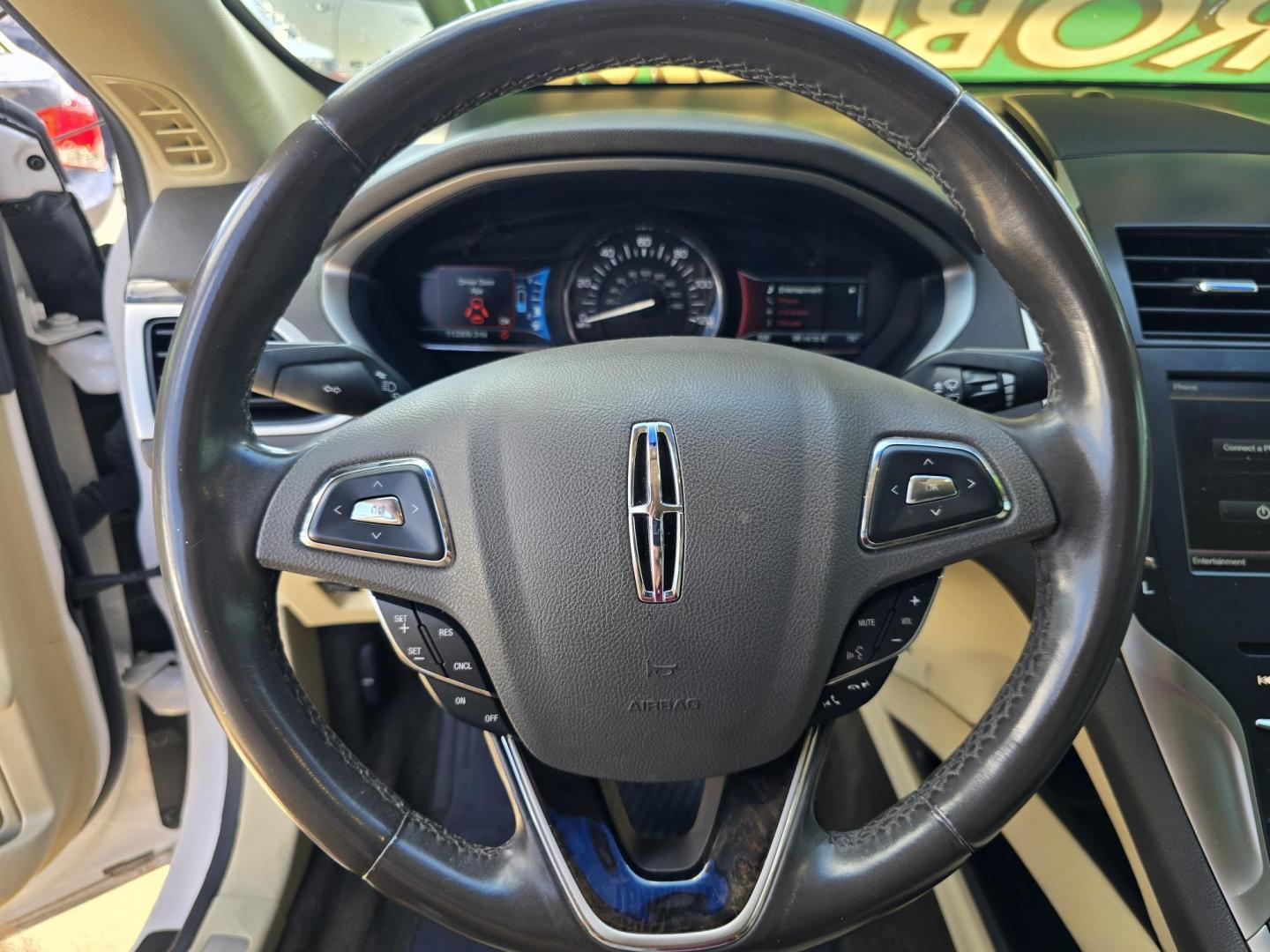 2015 DIAMOND WHITE Lincoln MKZ Hybrid Sedan (3LN6L2LU8FR) with an 2.0L L4 DOHC 16V HYBRID engine, Continuously Variable Transmission transmission, located at 2660 S.Garland Avenue, Garland, TX, 75041, (469) 298-3118, 32.885551, -96.655602 - Photo#12