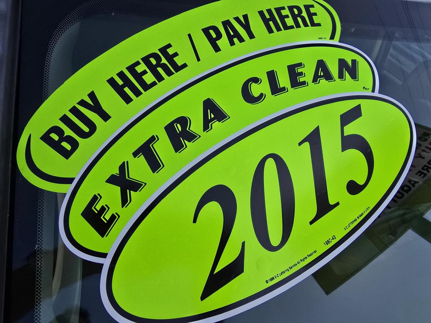 2015 WHITE RAM 1500 Tradesman Quad Cab (1C6RR6FT4FS) with an 5.7L V8 OHV 16V engine, 6-Speed Automatic transmission, located at 2660 S.Garland Avenue, Garland, TX, 75041, (469) 298-3118, 32.885551, -96.655602 - Photo#20