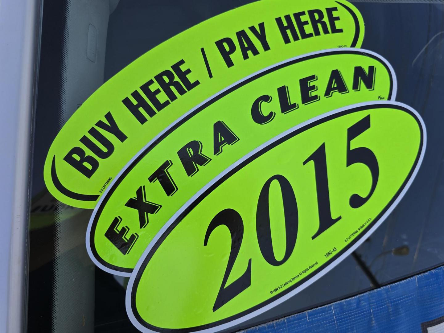 2015 WHITE Volkswagen Passat SE (1VWBT7A30FC) , 6-Speed Automatic transmission, located at 2660 S.Garland Avenue, Garland, TX, 75041, (469) 298-3118, 32.885551, -96.655602 - Photo#22