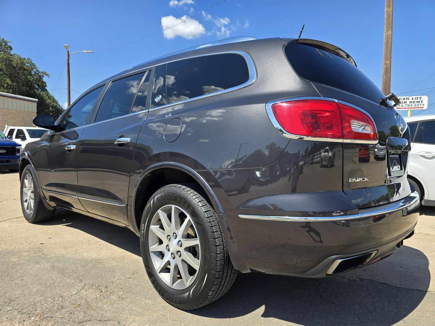2016 BLACK Buick Enclave Leather (5GAKRBKD2GJ) with an 3.6L V6 DOHC 24V engine, 6-Speed Automatic Overdrive transmission, located at 2660 S.Garland Avenue, Garland, TX, 75041, (469) 298-3118, 32.885551, -96.655602 - Photo#5