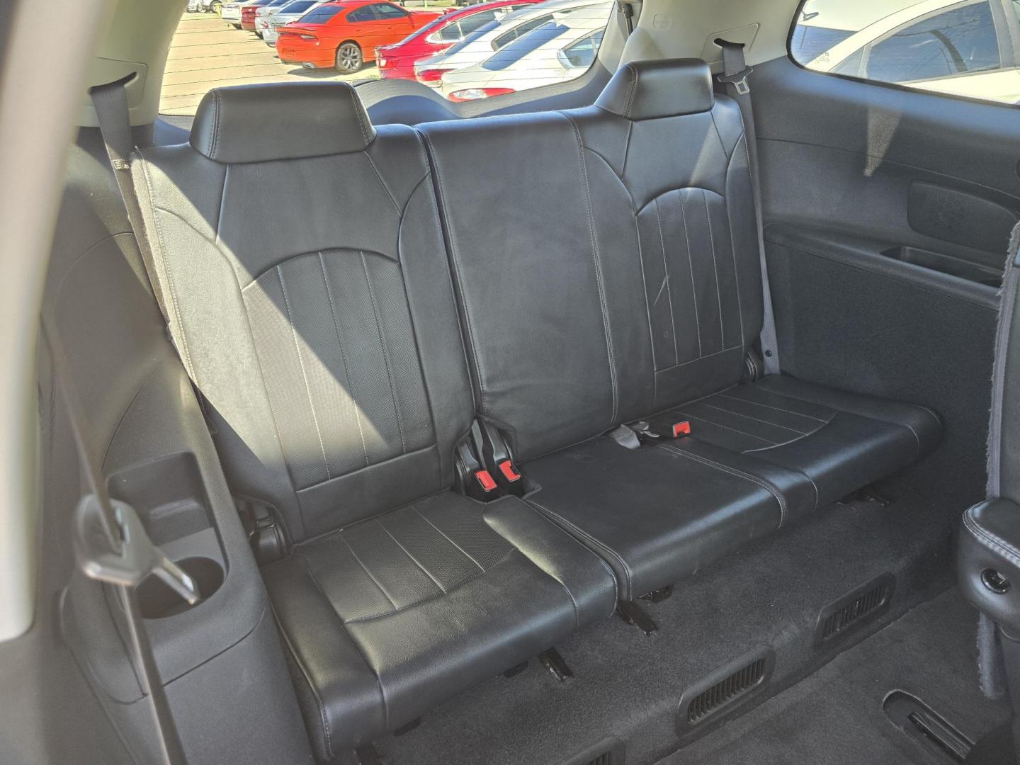 2016 BLACK Buick Enclave Leather (5GAKRBKD2GJ) with an 3.6L V6 DOHC 24V engine, 6-Speed Automatic Overdrive transmission, located at 2660 S.Garland Avenue, Garland, TX, 75041, (469) 298-3118, 32.885551, -96.655602 - Photo#21