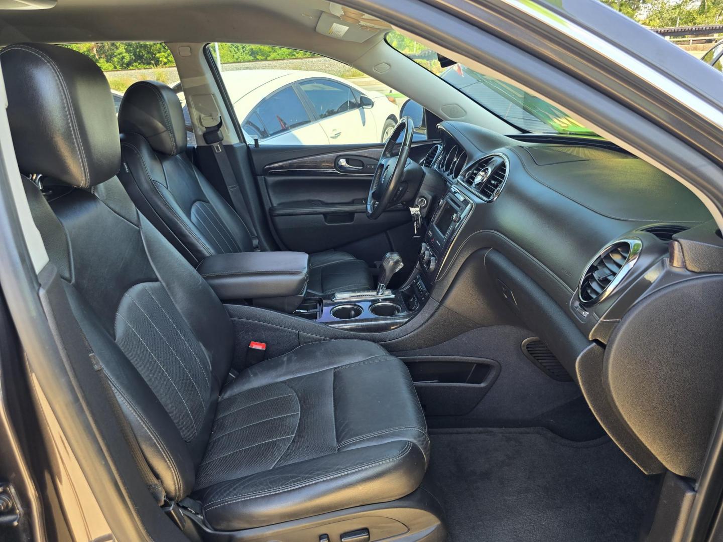 2016 BLACK Buick Enclave Leather (5GAKRBKD2GJ) with an 3.6L V6 DOHC 24V engine, 6-Speed Automatic Overdrive transmission, located at 2660 S.Garland Avenue, Garland, TX, 75041, (469) 298-3118, 32.885551, -96.655602 - Photo#23