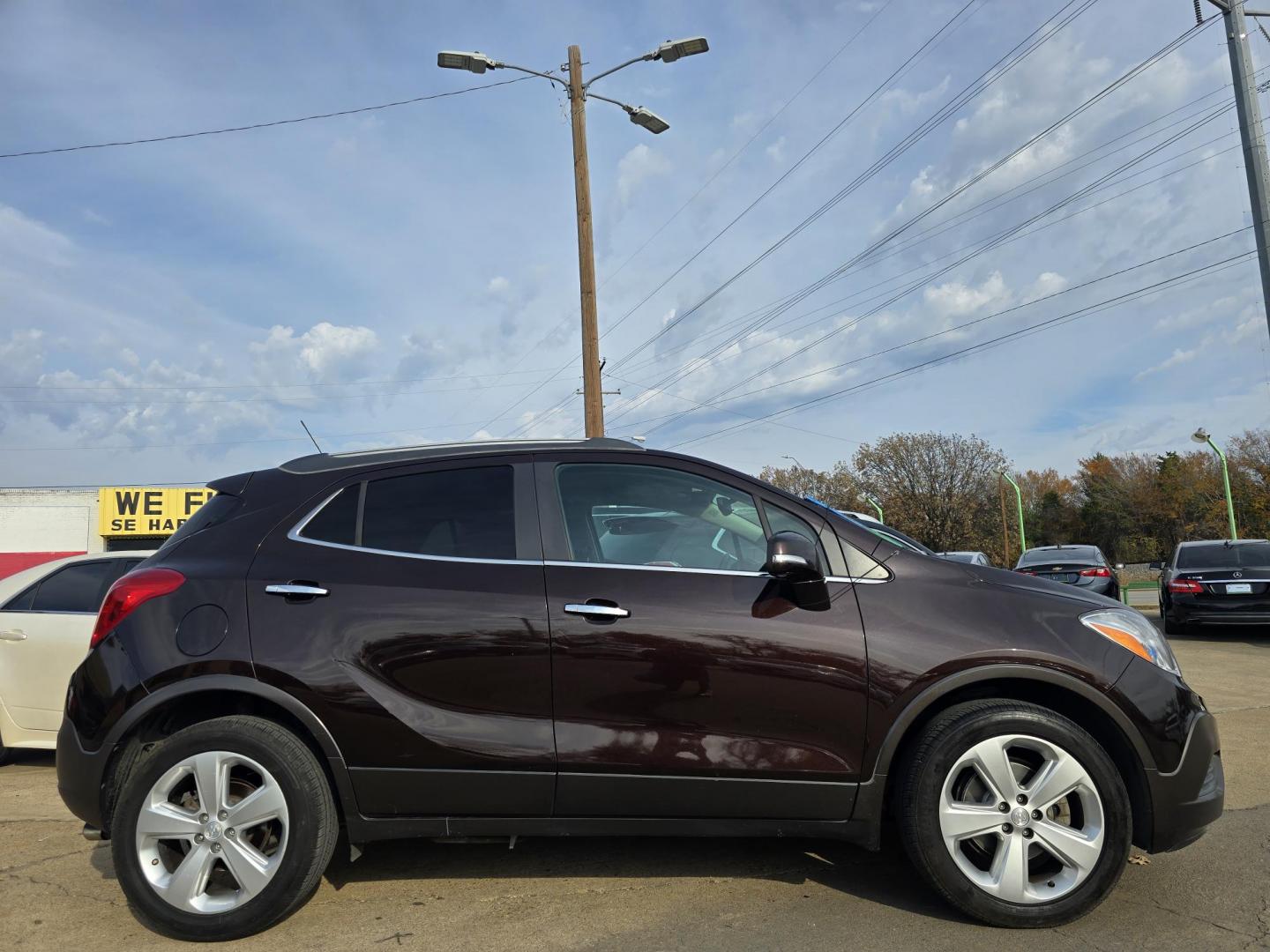 2016 PURPLE Buick Encore (KL4CJASB4GB) with an 1.4L L4 DOHC 16V TURBO engine, 6A transmission, located at 2660 S.Garland Avenue, Garland, TX, 75041, (469) 298-3118, 32.885551, -96.655602 - Photo#21