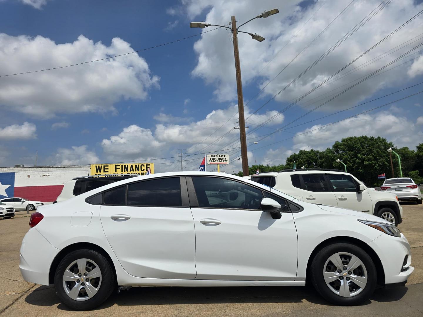 2016 WHITE Chevrolet Cruze LS (1G1BC5SM5G7) with an 1.4L L4 DOHC 16V TURBO engine, 6A transmission, located at 2660 S.Garland Avenue, Garland, TX, 75041, (469) 298-3118, 32.885551, -96.655602 - Photo#2