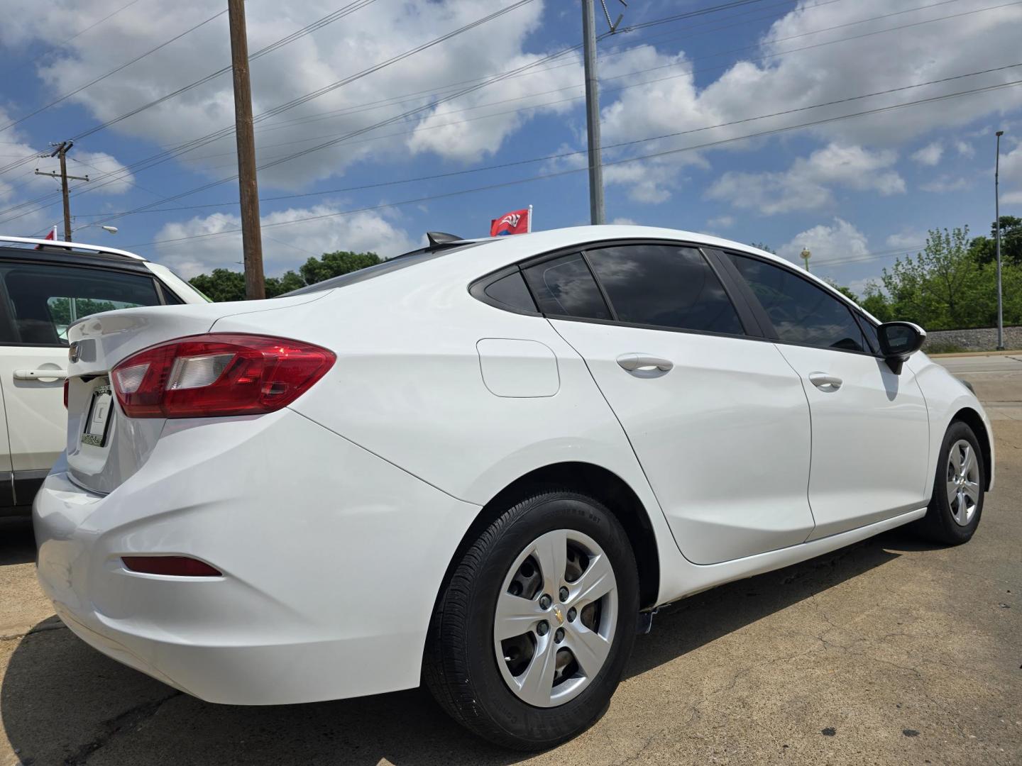 2016 WHITE Chevrolet Cruze LS (1G1BC5SM5G7) with an 1.4L L4 DOHC 16V TURBO engine, 6A transmission, located at 2660 S.Garland Avenue, Garland, TX, 75041, (469) 298-3118, 32.885551, -96.655602 - Photo#3