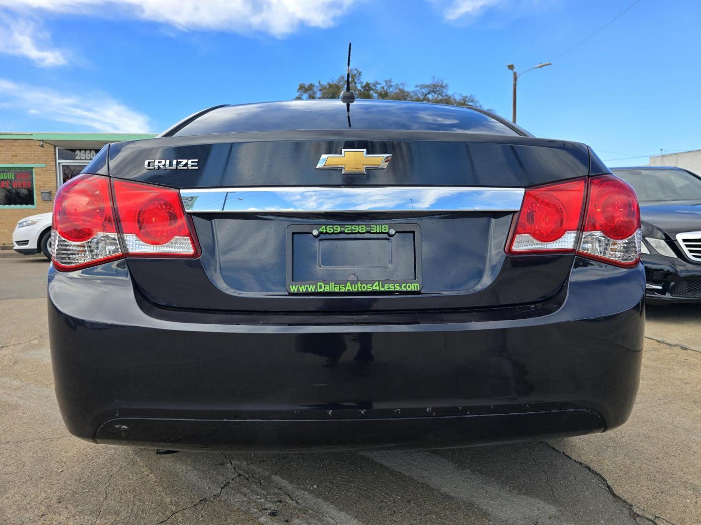 2016 BLACK Chevrolet Cruze Limited LS (1G1PC5SH2G7) with an 1.8L L4 DOHC 16V FFV engine, 6A transmission, located at 2660 S.Garland Avenue, Garland, TX, 75041, (469) 298-3118, 32.885551, -96.655602 - Photo#4
