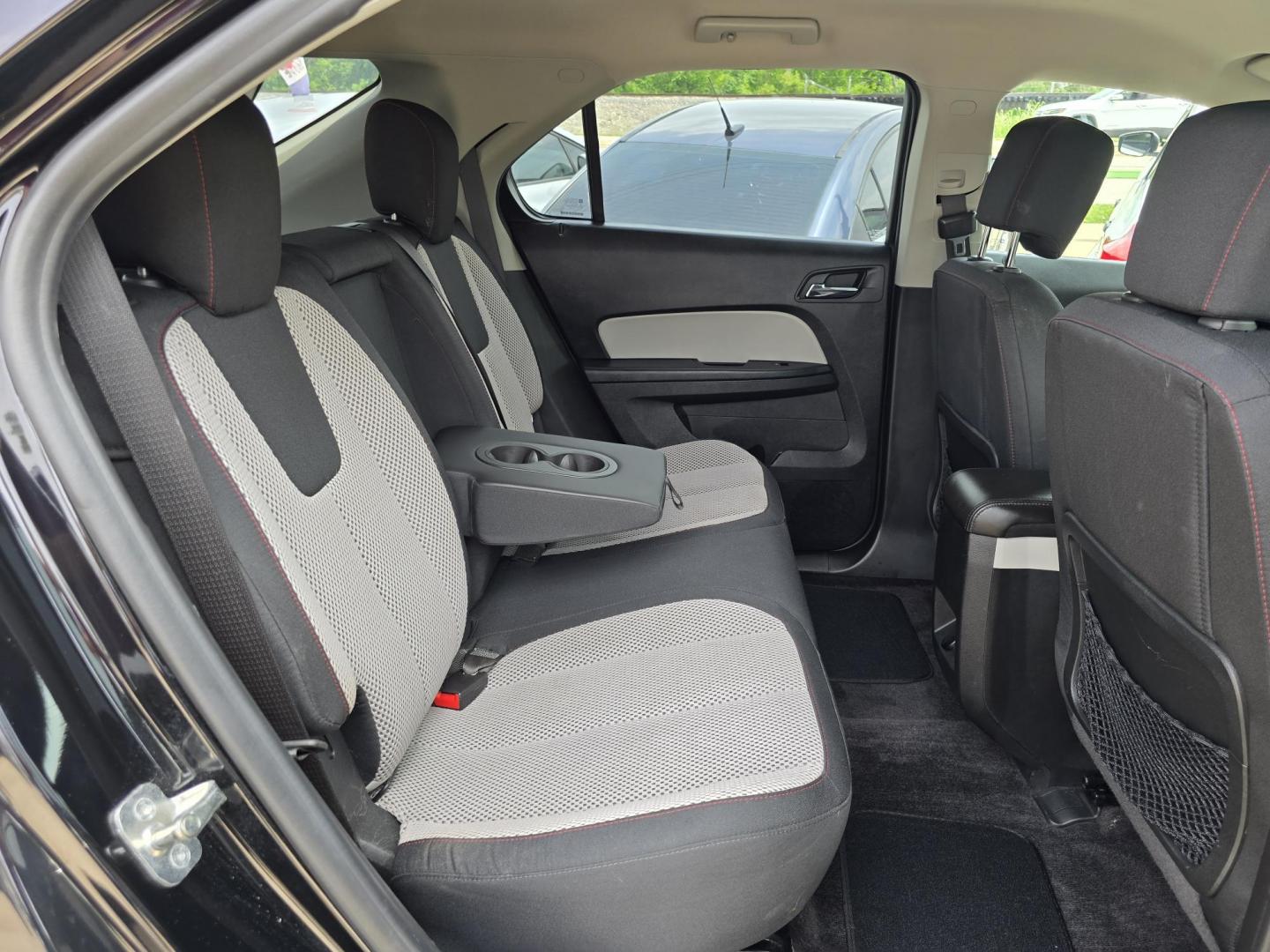 2016 BLACK Chevrolet Equinox LT (2GNALCEK6G6) with an 2.4L L4 DOHC 16V FFV engine, 6A transmission, located at 2660 S.Garland Avenue, Garland, TX, 75041, (469) 298-3118, 32.885551, -96.655602 - Photo#17