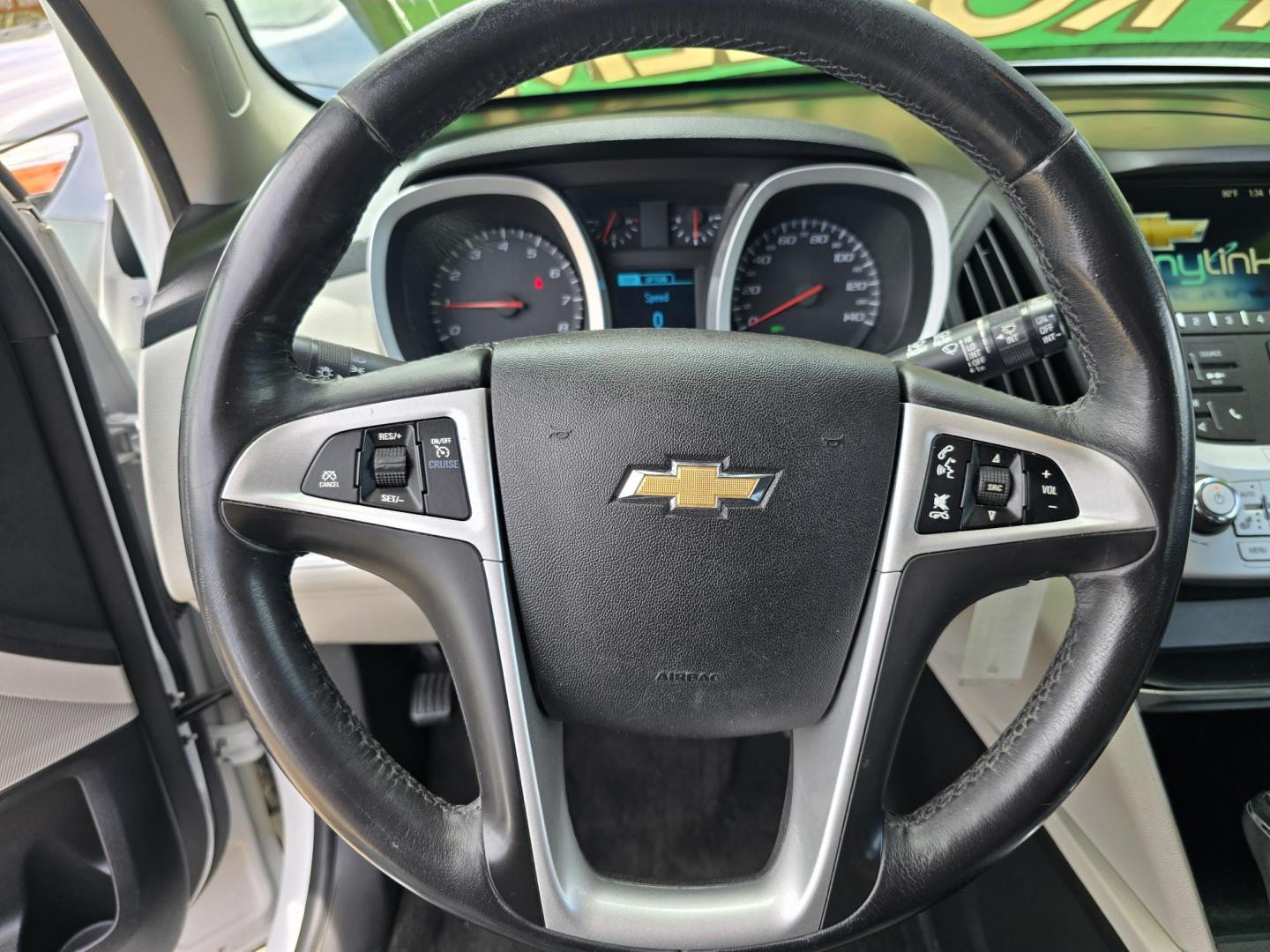 2016 WHITE Chevrolet Equinox LT (2GNALCEK6G6) with an 2.4L L4 DOHC 16V FFV engine, 6A transmission, located at 2660 S.Garland Avenue, Garland, TX, 75041, (469) 298-3118, 32.885551, -96.655602 - Photo#12