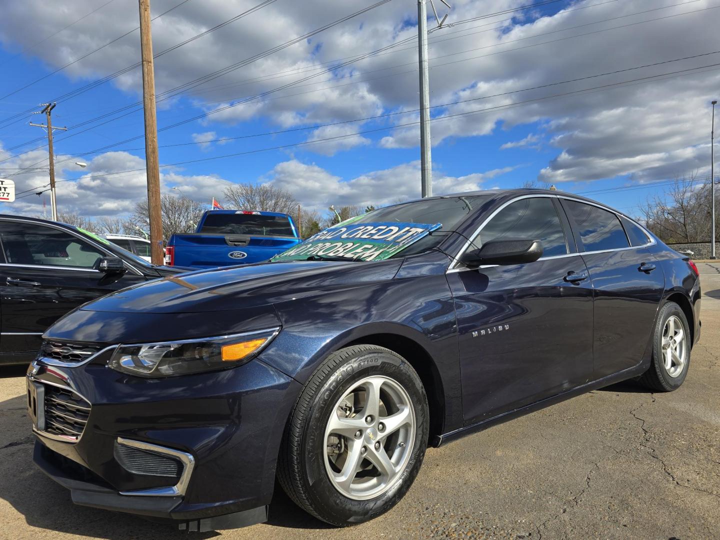 2016 Chevrolet Malibu LS (1G1ZB5ST7GF) with an 1.5L L4 DOHC 16V engine, 6A transmission, located at 2660 S.Garland Avenue, Garland, TX, 75041, (469) 298-3118, 32.885551, -96.655602 - Photo#7