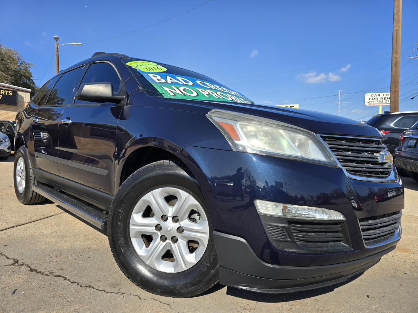 2016 BLUE Chevrolet Traverse LS (1GNKRFED5GJ) with an 3.6L V6 DOHC 24V engine, 6A transmission, located at 2660 S.Garland Avenue, Garland, TX, 75041, (469) 298-3118, 32.885551, -96.655602 - Photo#0
