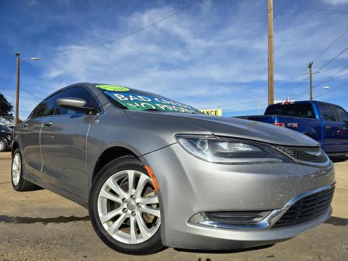 2016 Chrysler 200 Limited Sedan