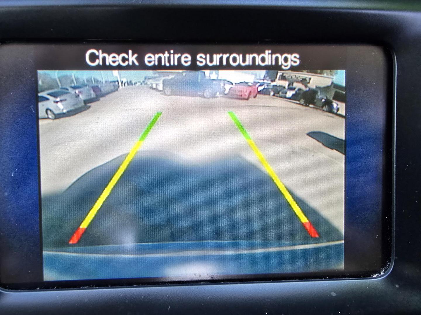 2016 GRAY Chrysler 200 Limited (1C3CCCAB5GN) with an 2.4L L4 DOHC 16V engine, 9A transmission, located at 2660 S.Garland Avenue, Garland, TX, 75041, (469) 298-3118, 32.885551, -96.655602 - Photo#15