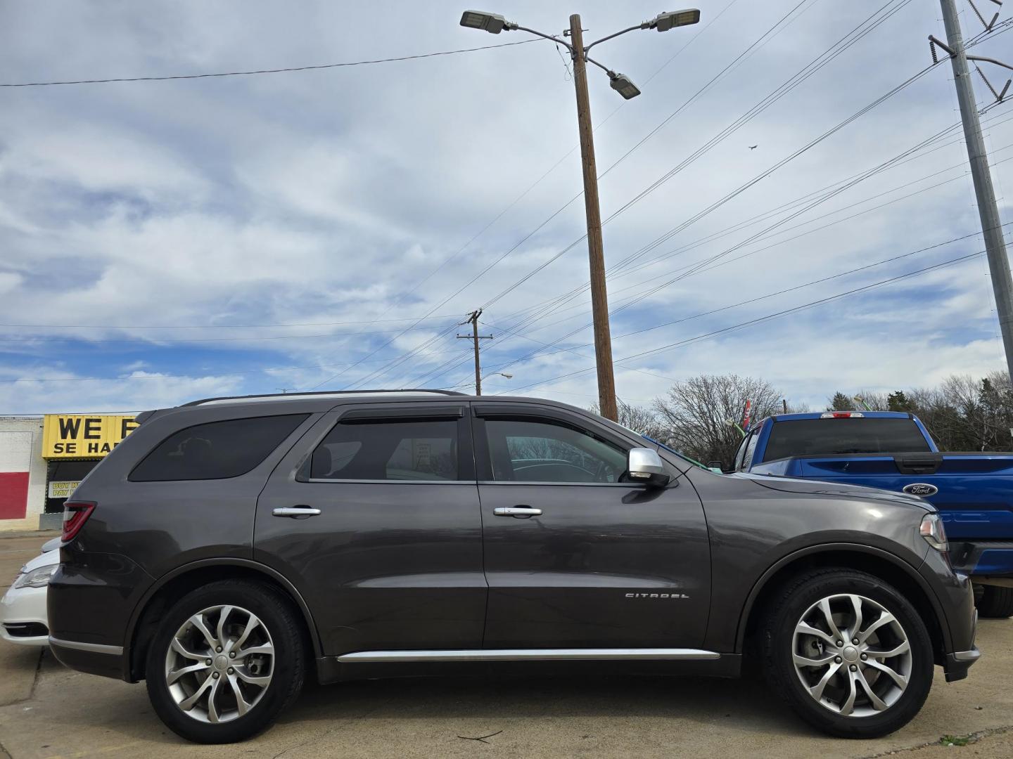 2016 BLACK Dodge Durango Citadel 2WD (1C4RDHEGXGC) with an 3.6L V6 DOHC 24V engine, 8A transmission, located at 2660 S.Garland Avenue, Garland, TX, 75041, (469) 298-3118, 32.885551, -96.655602 - Photo#2