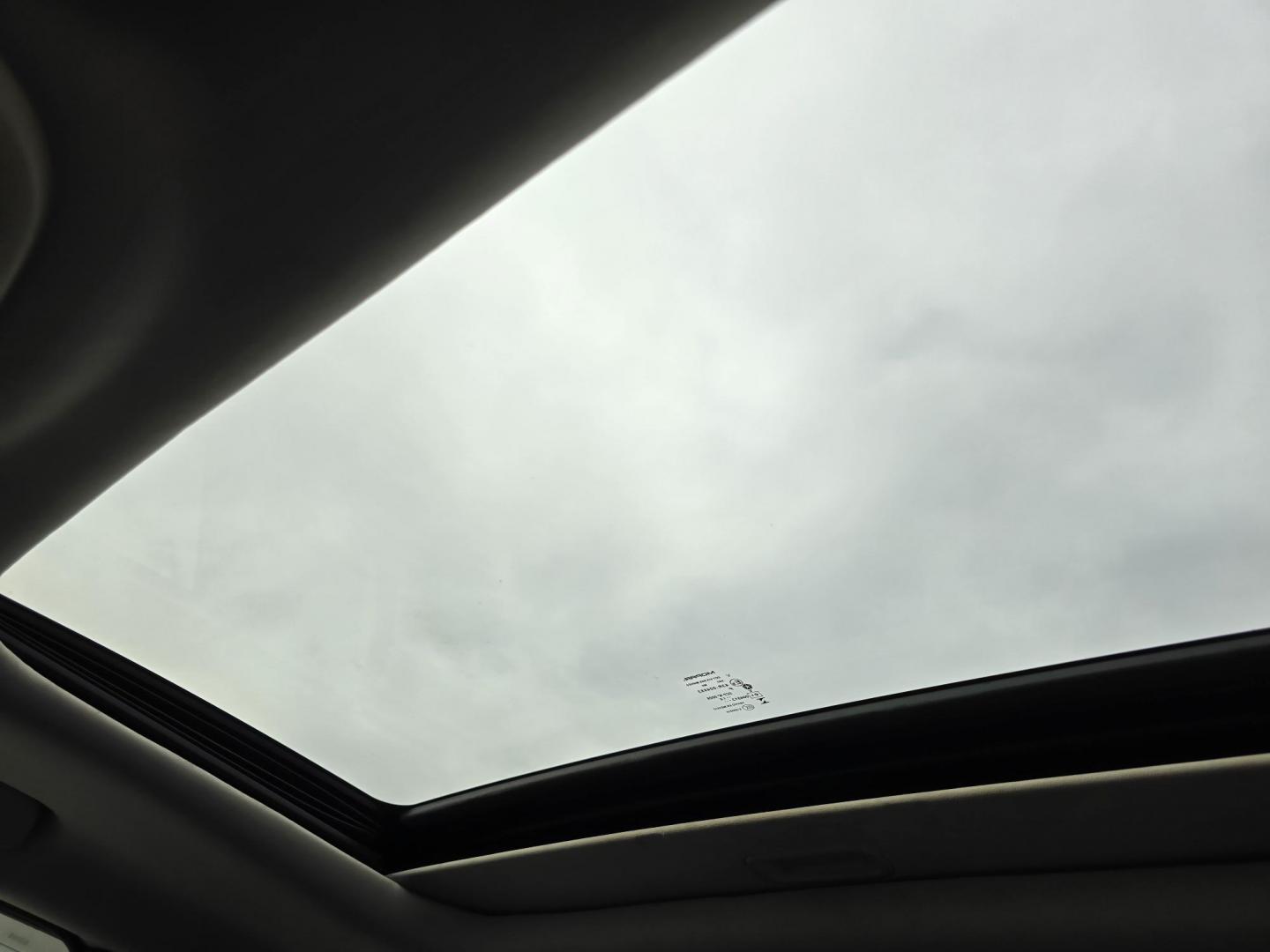 2016 BLACK Dodge Durango Citadel 2WD (1C4RDHEGXGC) with an 3.6L V6 DOHC 24V engine, 8A transmission, located at 2660 S.Garland Avenue, Garland, TX, 75041, (469) 298-3118, 32.885551, -96.655602 - Photo#18