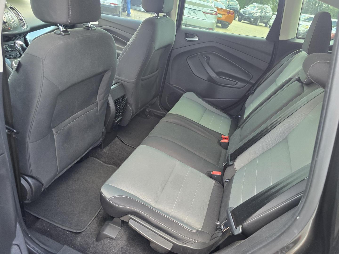 2016 GRAY /BLACK Ford C-Max Hybrid SE (1FADP5AU1GL) with an 2.0L L4 DOHC 16V HYBRID engine, CVT transmission, located at 2660 S.Garland Avenue, Garland, TX, 75041, (469) 298-3118, 32.885551, -96.655602 - Photo#14