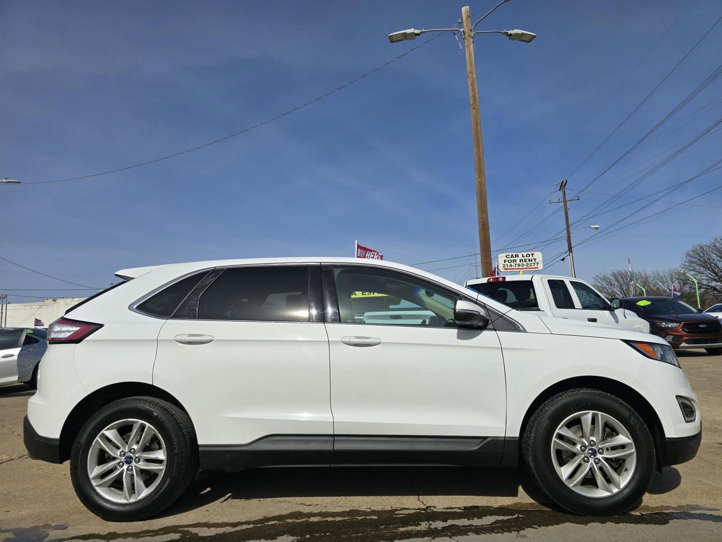 2016 WHITE Ford Edge SEL (2FMPK4J88GB) with an 3.5L V6 DOHC 24V engine, 6A transmission, located at 2660 S.Garland Avenue, Garland, TX, 75041, (469) 298-3118, 32.885551, -96.655602 - Photo#2