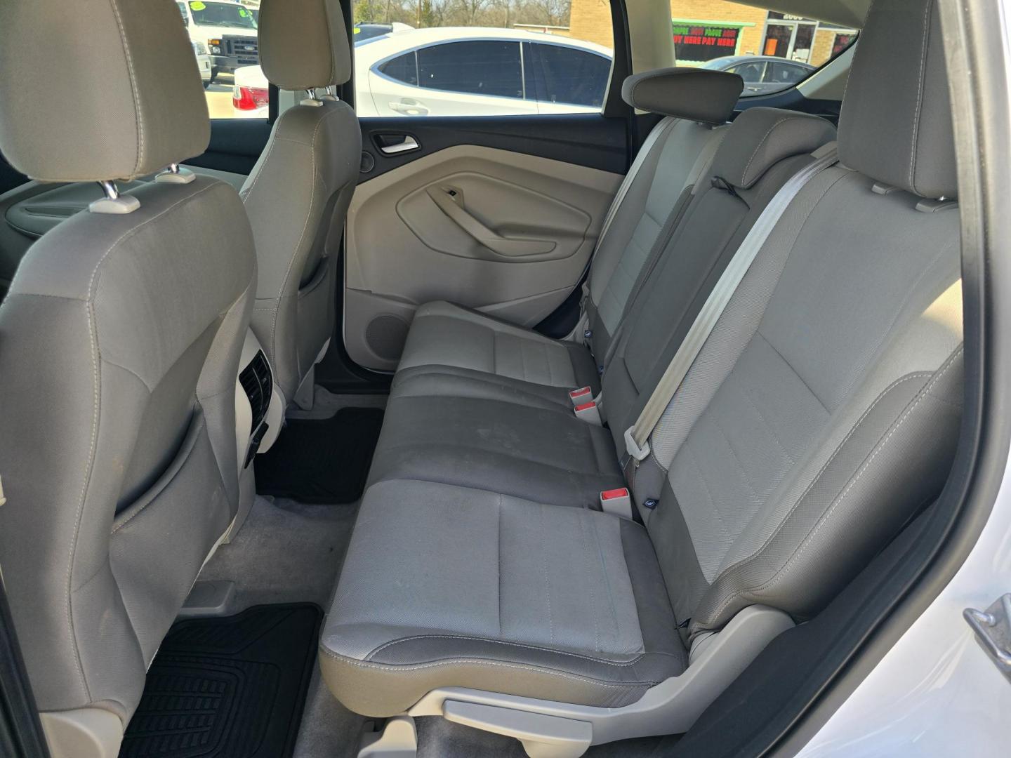 2016 WHITE Ford Escape SE (1FMCU9GX0GU) with an 1.6L L4 DOHC 16V engine, 6-Speed Automatic transmission, located at 2660 S.Garland Avenue, Garland, TX, 75041, (469) 298-3118, 32.885551, -96.655602 - Welcome to DallasAutos4Less, one of the Premier BUY HERE PAY HERE Dealers in the North Dallas Area. We specialize in financing to people with NO CREDIT or BAD CREDIT. We need proof of income, proof of residence, and a ID. Come buy your new car from us today!! This is a Super Clean 2016 FORD ESCAP - Photo#15